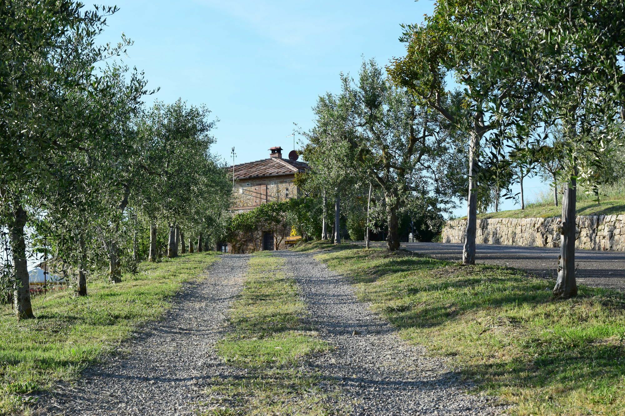 Vagliagli Agriturismo Amina, Winery & Hiking מראה חיצוני תמונה